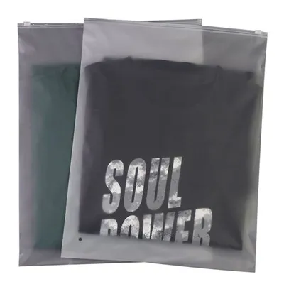 Как выглядят компостируемые пакеты на молнии по сравнению с обычными пакетами...